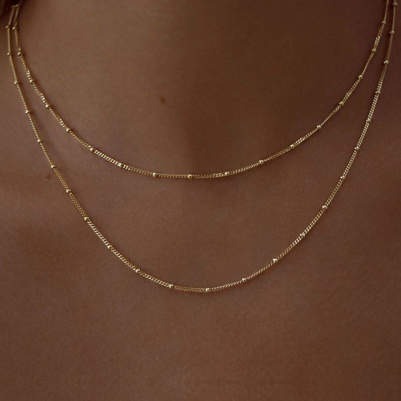 Cadena satelital (gold)