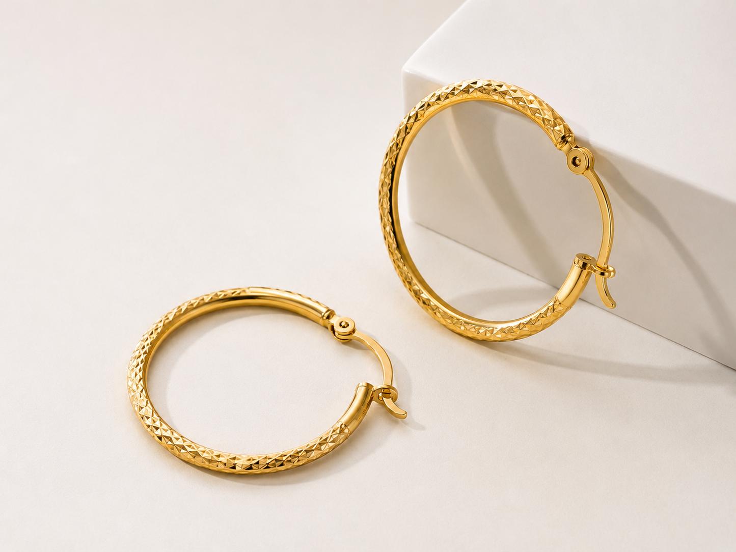 Aretes Hoop Diamond Cut