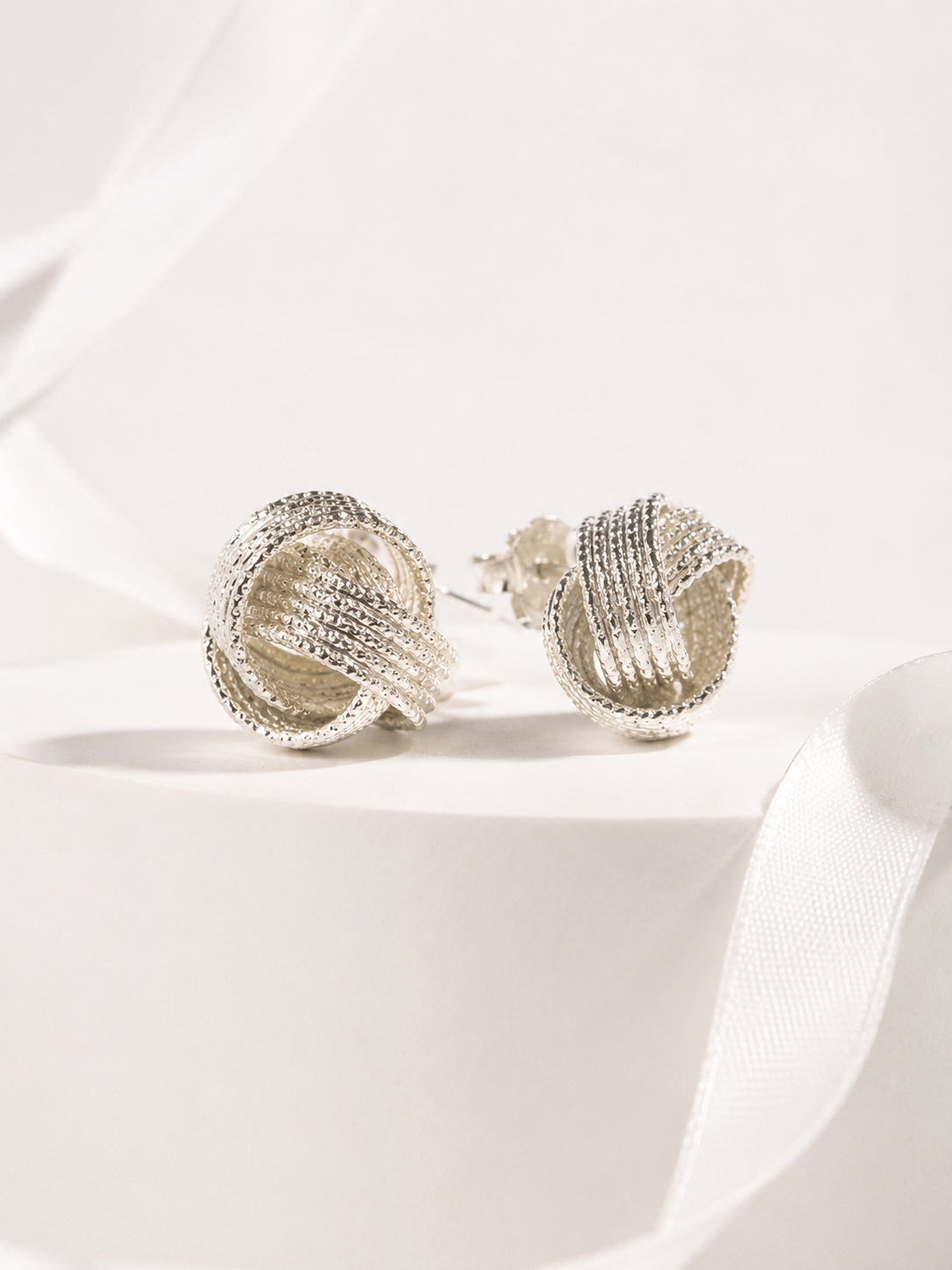 Aretes Nudo