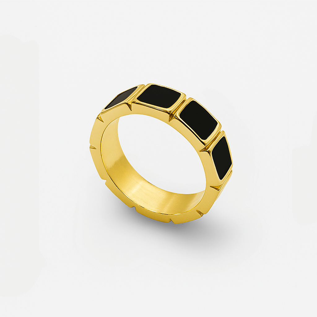 Anillo con piedras