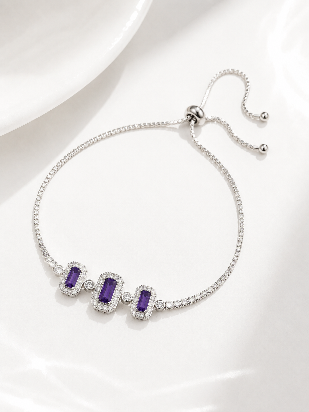 Pulsera Ajustable con Amatistas y Circones