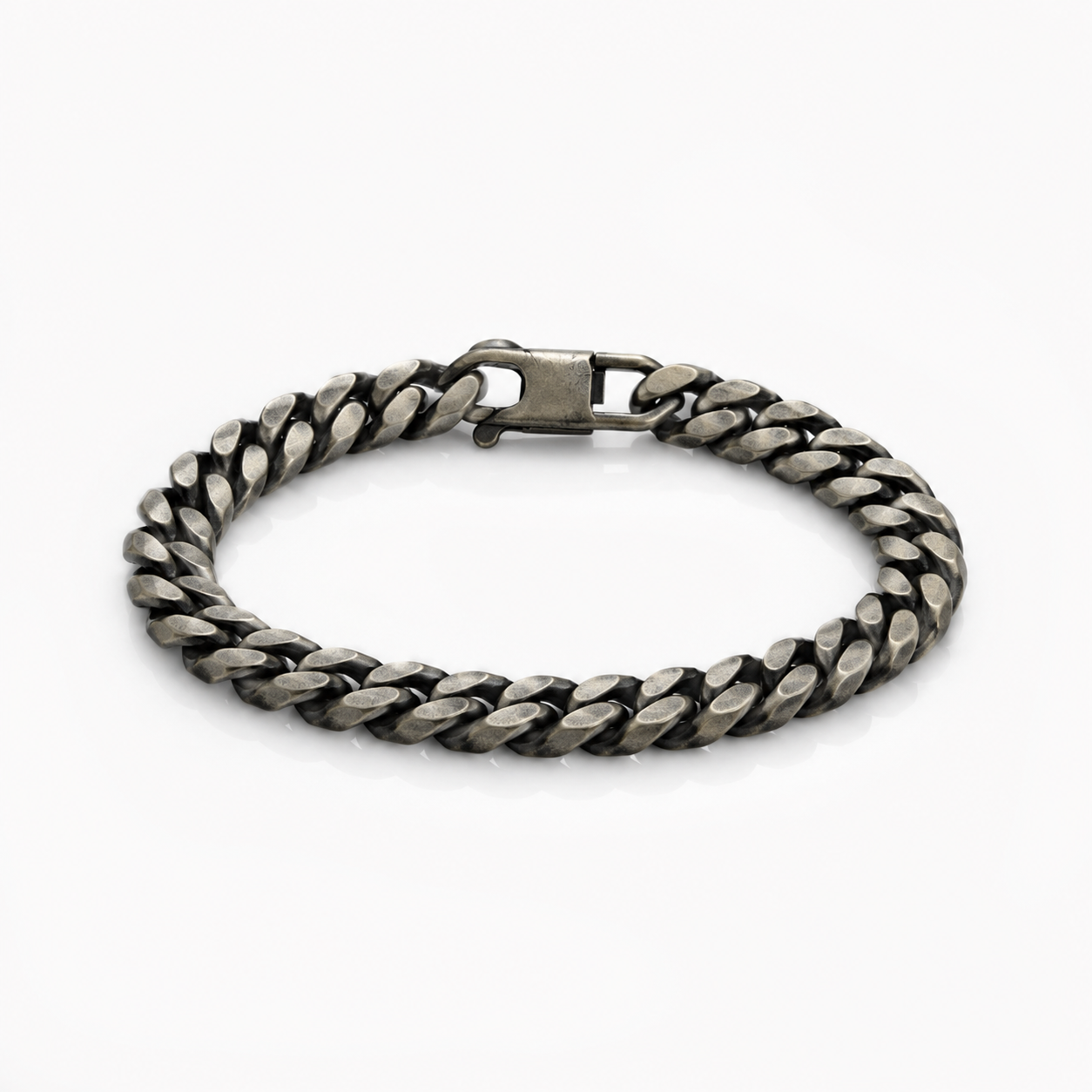 Pulsera cubana en plata quemada