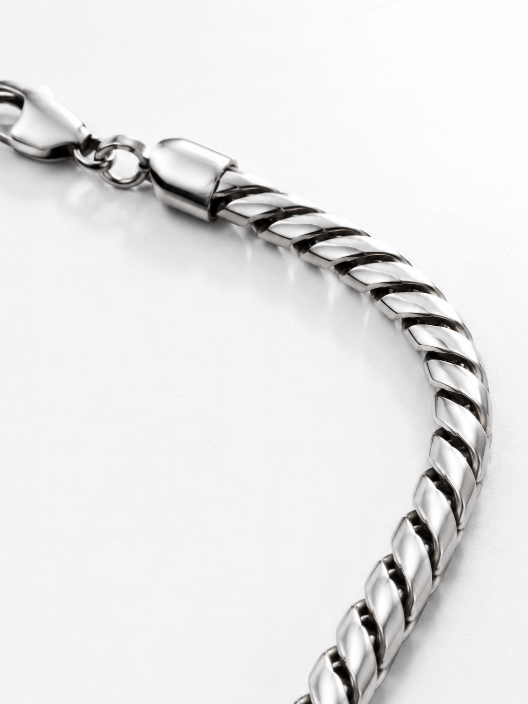 Cadena Hélice en Plata Quemada