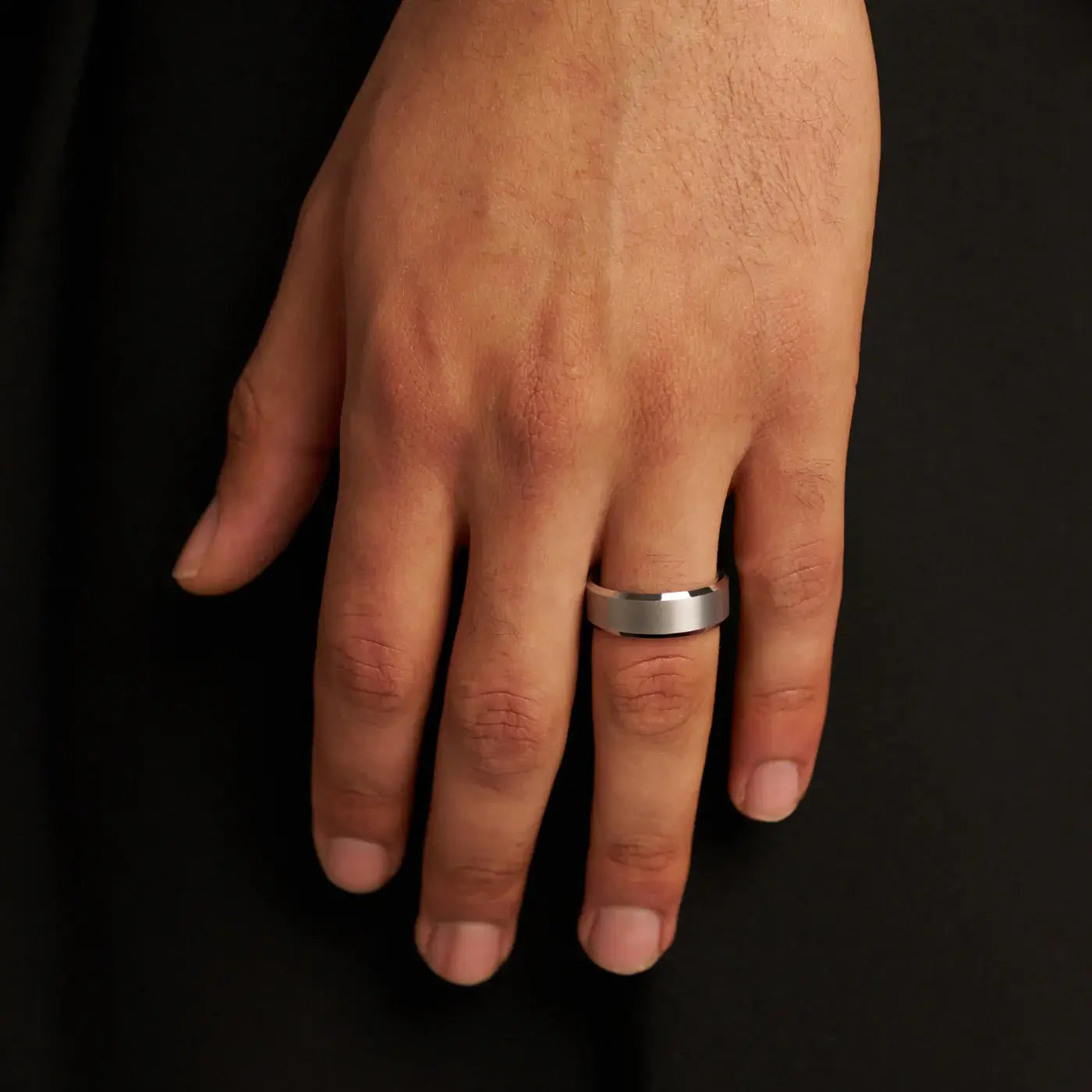 Anillo biselado